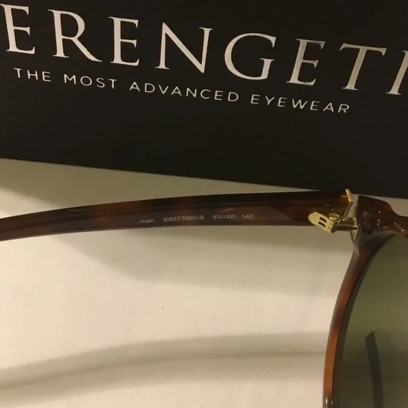 Serengeti Joan Tortoise Sunglasses Polarizedwith Green  display picture 1